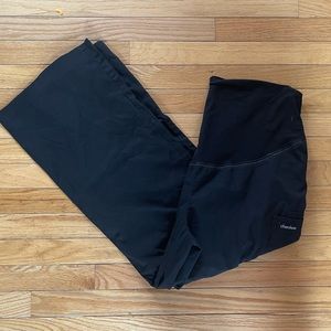 Women’s black maternity Cherokee pants size medium- run big. Looks like XL